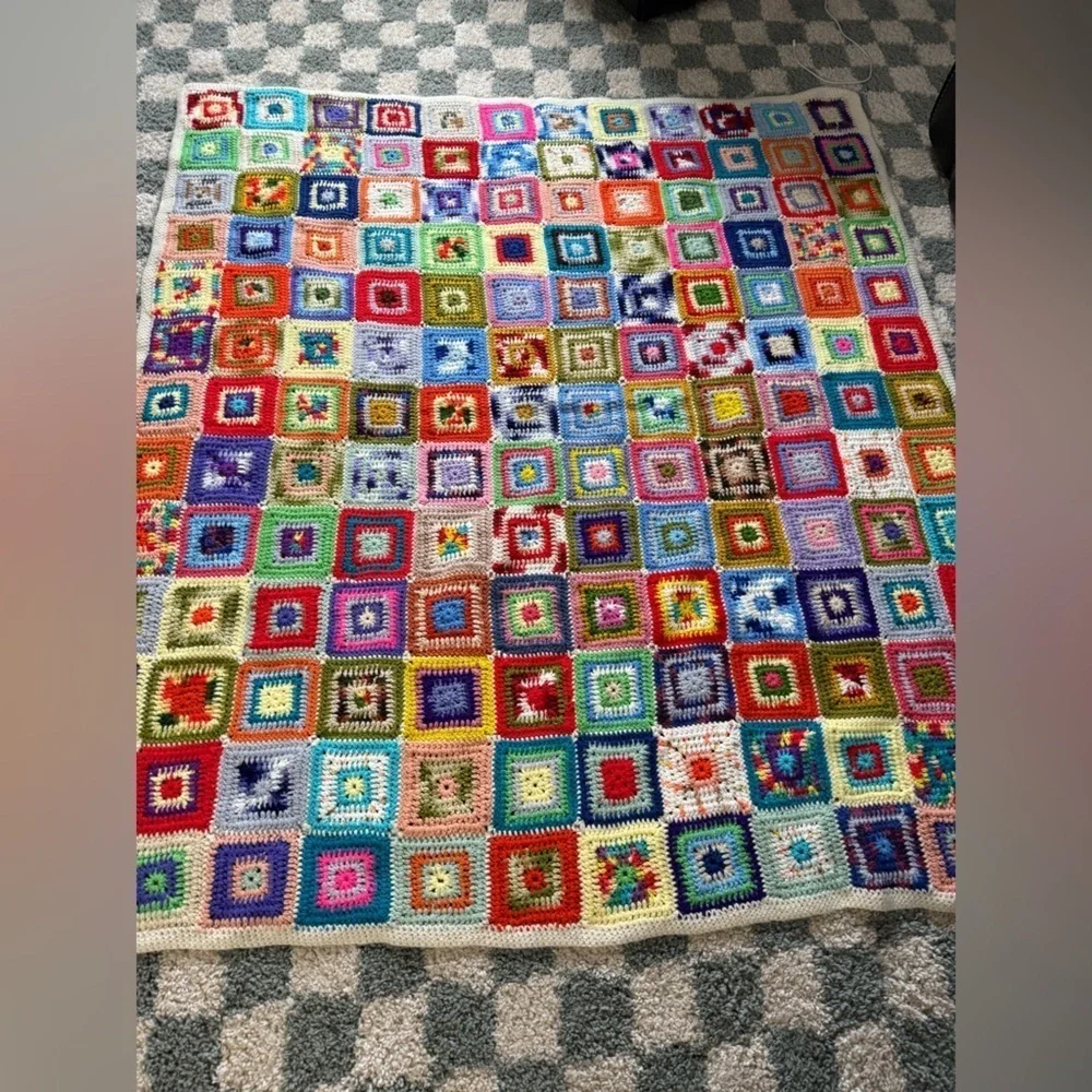 VTG Granny Square Blanket Afghan Crochet Hand Made Patchwork Multi Color Amish